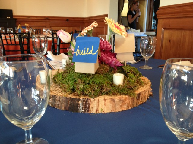 Centerpieces designed by Tera Beattie. 